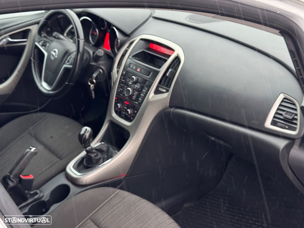 Opel Astra 1.3 CDTi Executive - 7