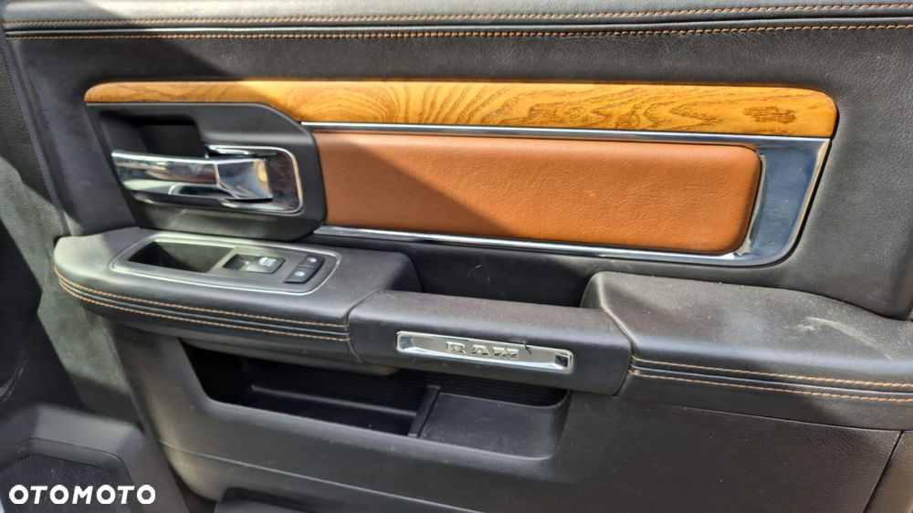 Dodge RAM 5.7 4x4 - 9