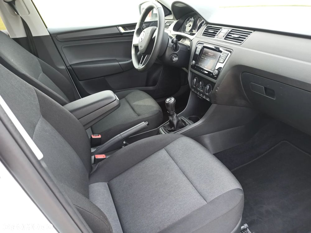 Skoda RAPID - 22