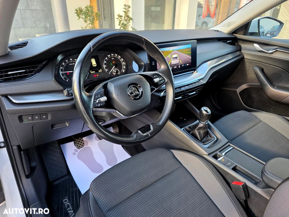 Skoda Octavia 2.0 TDI Ambition - 18