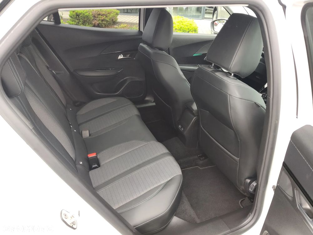 Peugeot 2008 1.5 BlueHDi Allure S&S EAT8 - 18