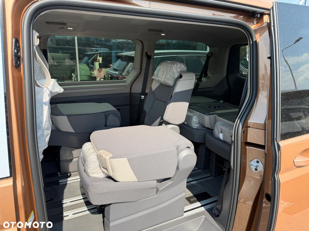 Volkswagen Multivan 2.0 TDI L2 Family DSG - 11