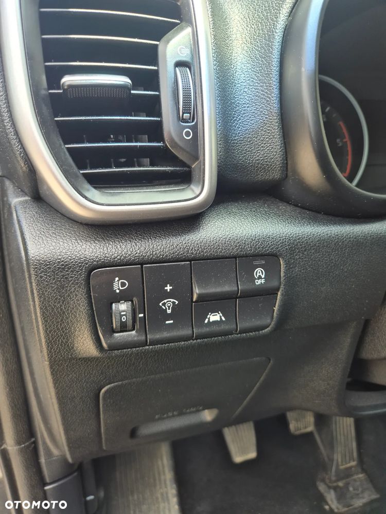 Kia Sportage - 11