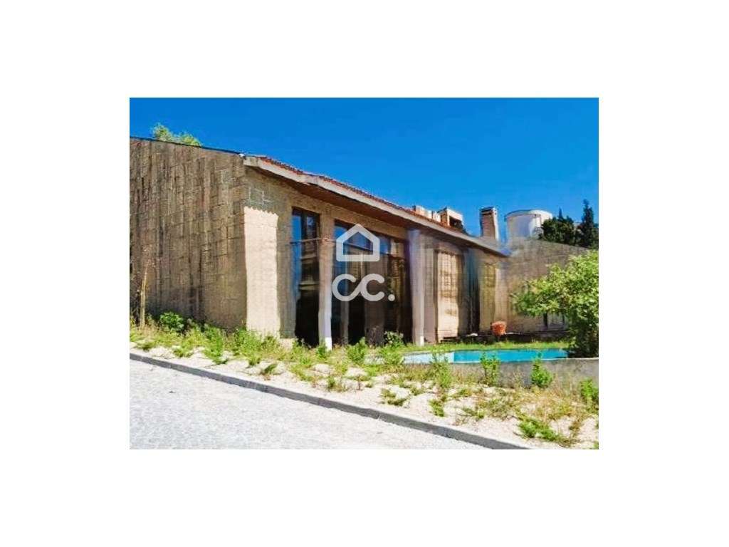 Moradia Unifamiliar Isolada com Piscina e Jardim Lote de 1.240 m² e... - Grande imagem: 3/20