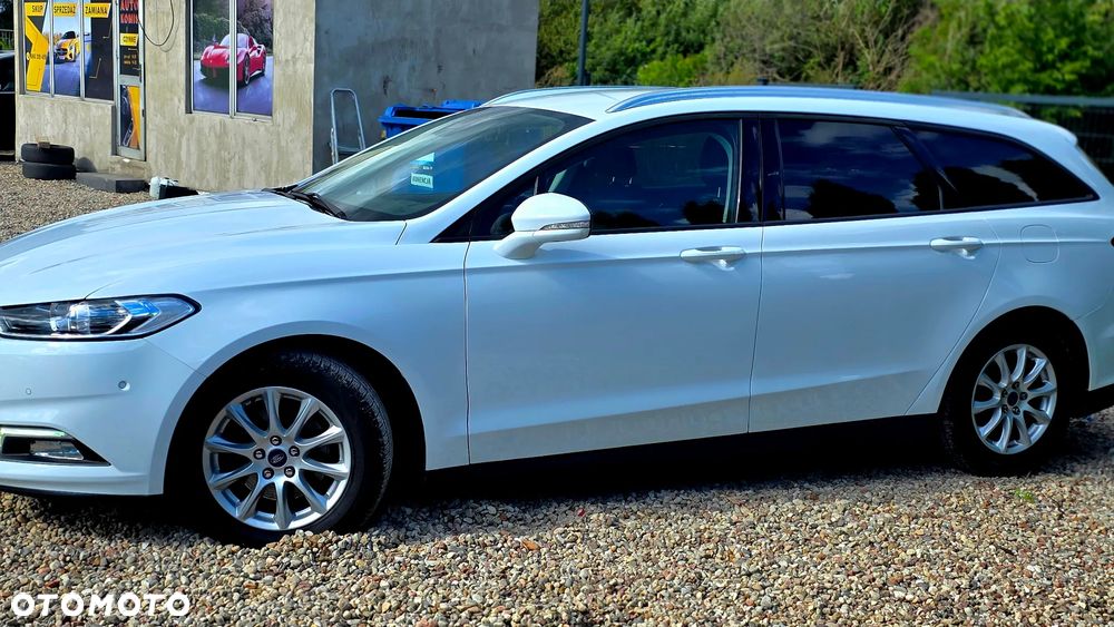 Ford Mondeo 2.0 TDCi Allrad Business Edition - 26