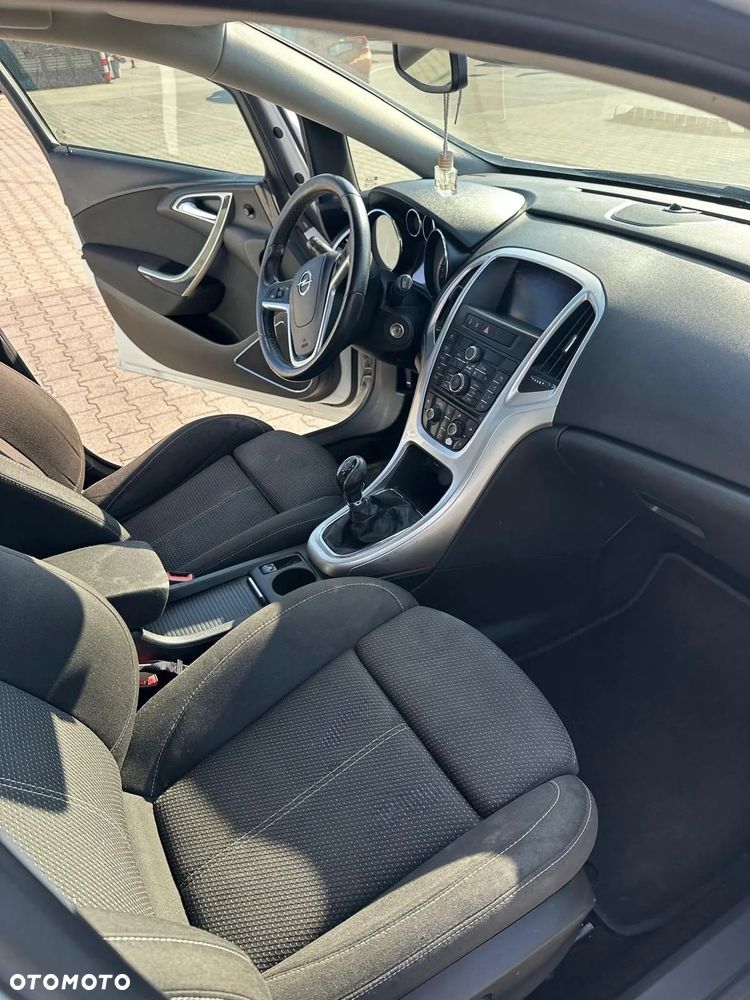 Opel Astra 1.6 - 8