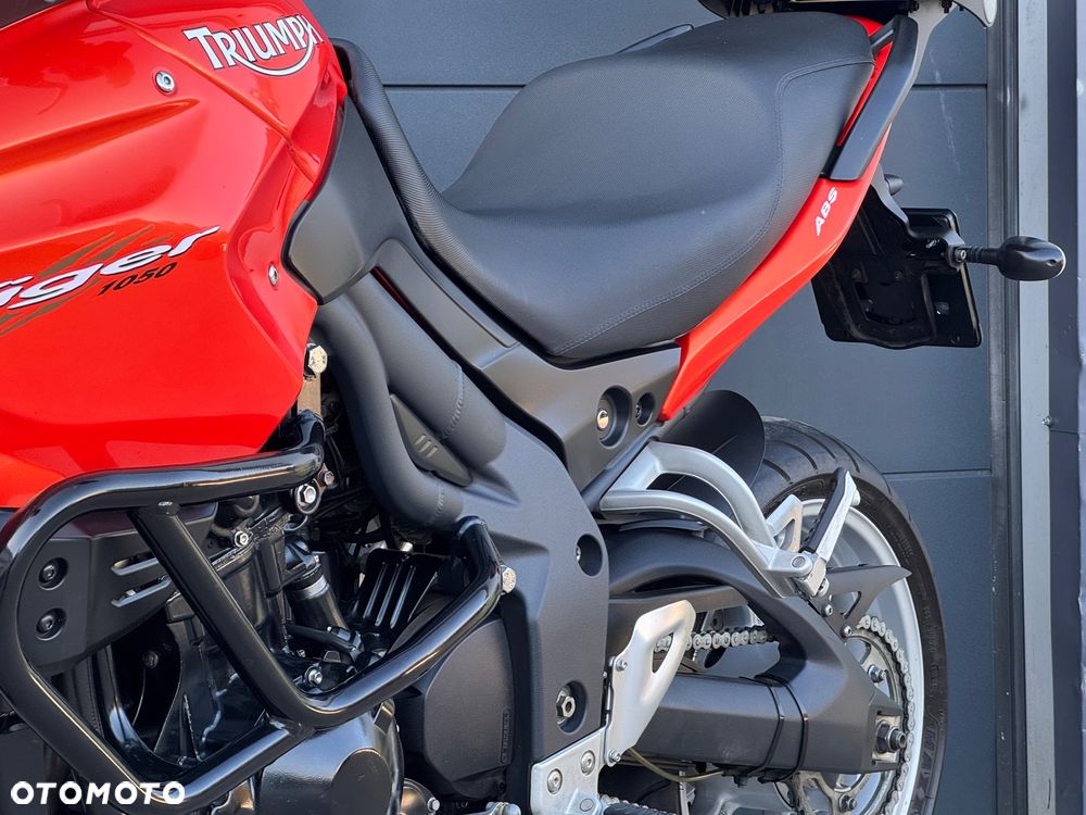 Triumph Tiger - 25