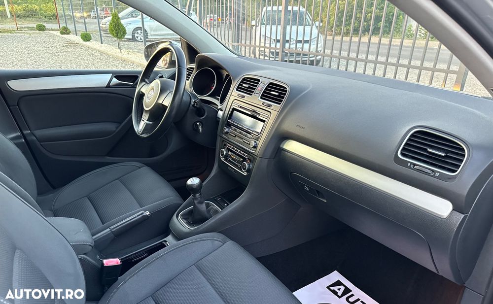 Volkswagen Golf 1.2 TSI Team - 11