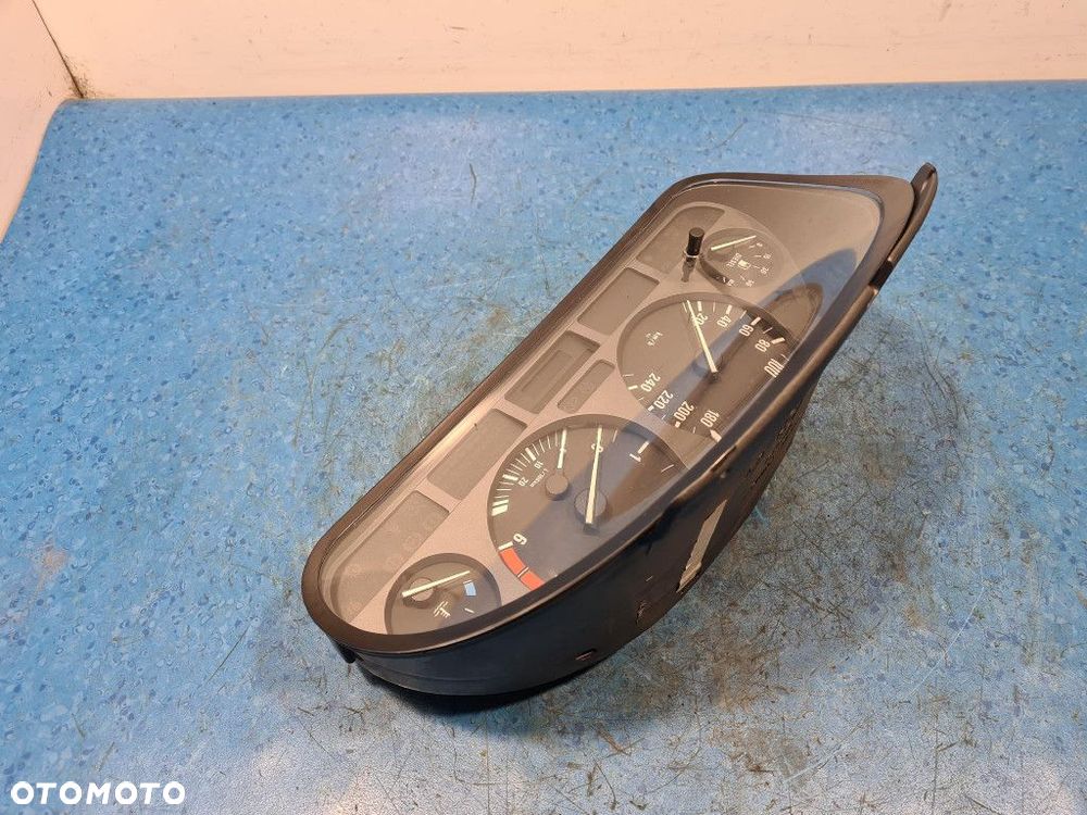 BMW 5 E39 2.5 TDS LICZNIK 8372361 - 4