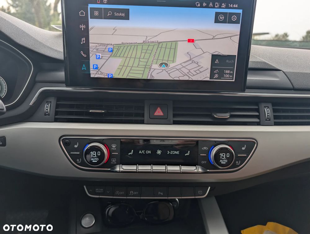 Audi A4 Avant 35 TDI mHEV S Line S tronic - 9