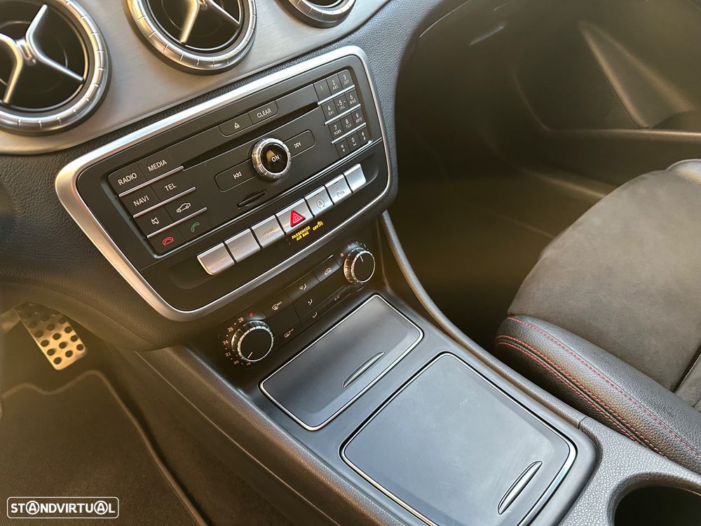 Mercedes-Benz CLA 180 d Shooting Brake AMG Line Aut. - 17