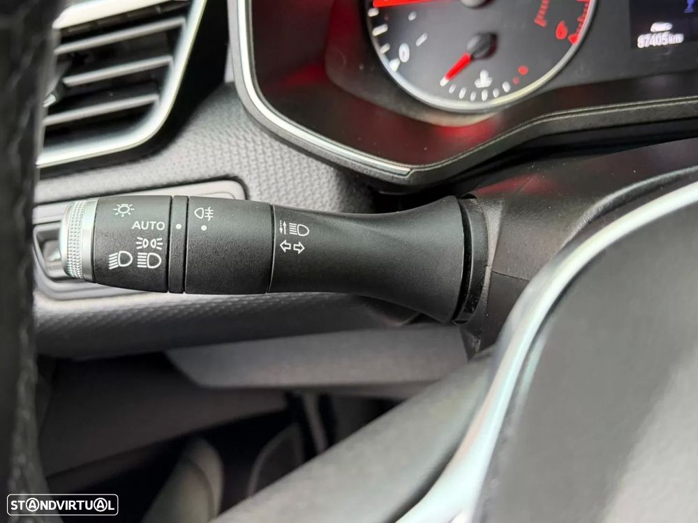 Renault Clio 1.5 Blue dCi Intens - 14