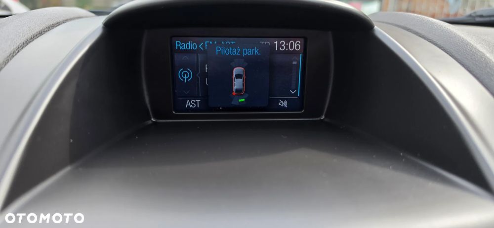 Ford Fiesta 1.0 EcoBoost S&S TITANIUM - 33