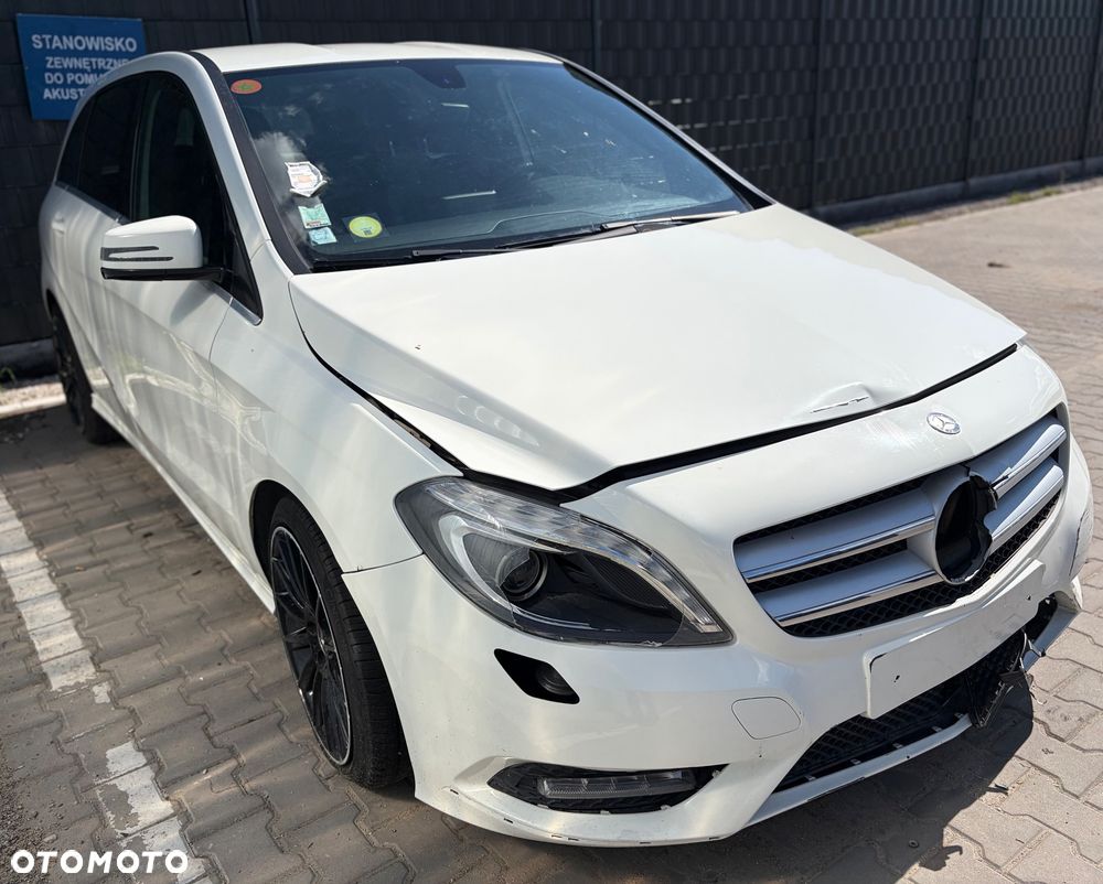 Mercedes-Benz Klasa B 180 CDI (BlueEFFICIENCY) 7G-DCT - 4