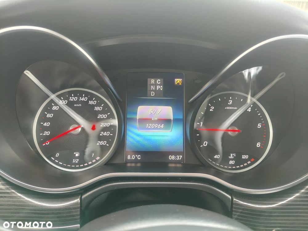 Mercedes-Benz Klasa V 300 d 4-Matic Avantgarde 9G-Tronic (d³ugi) - 28