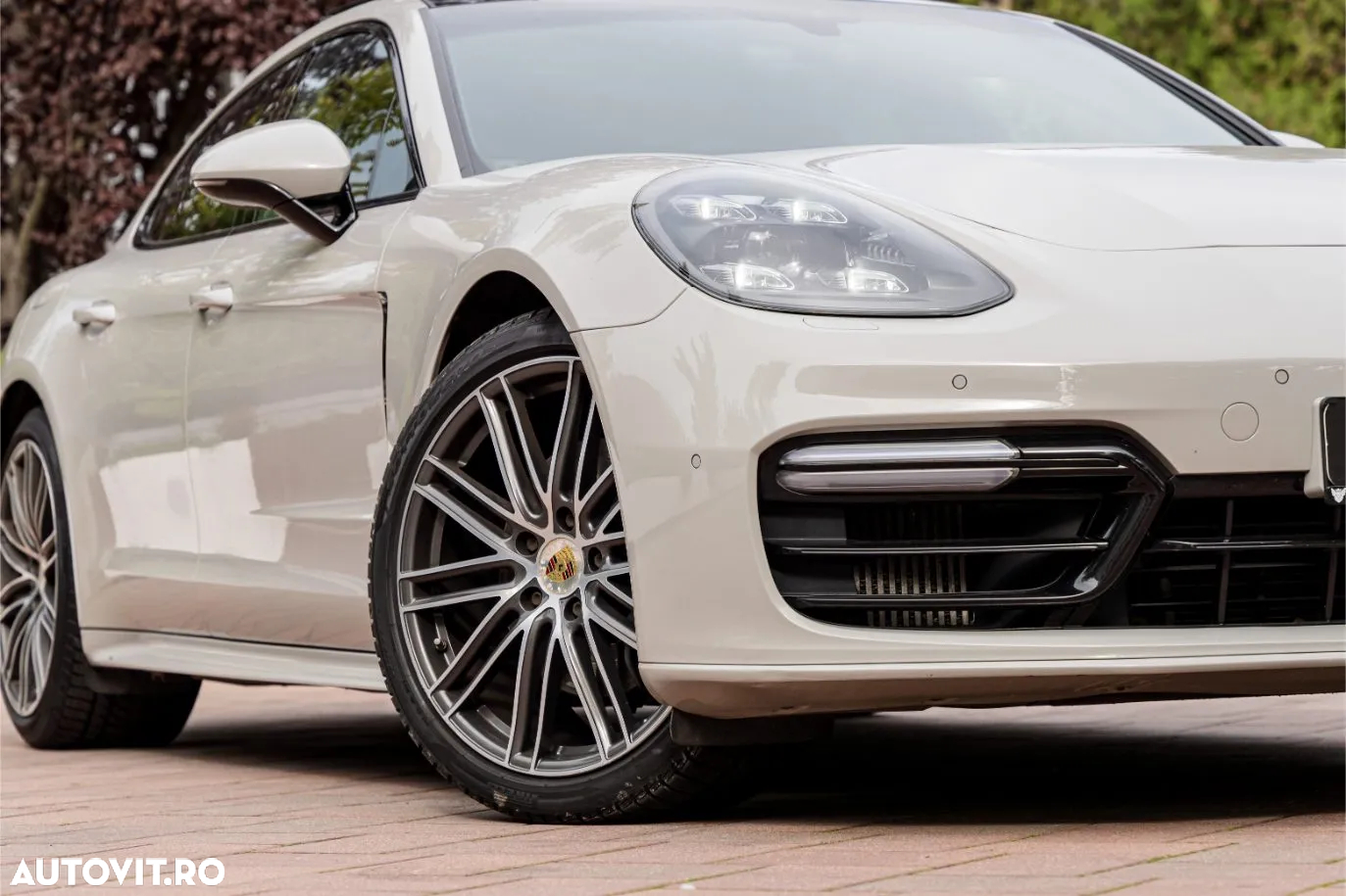 Porsche Panamera 4S - 13