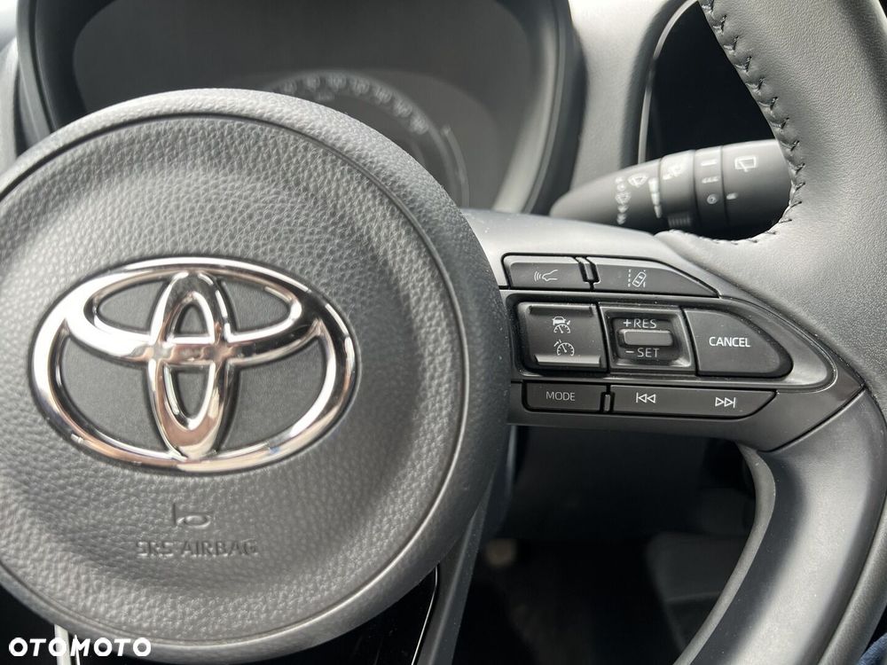 Toyota Aygo X - 16