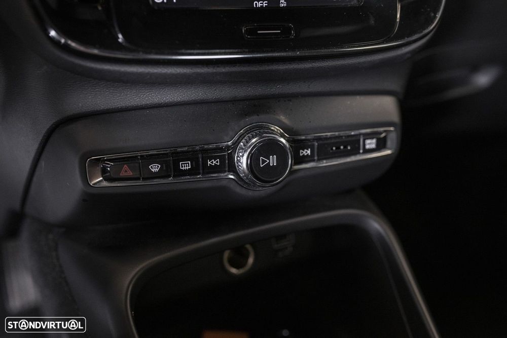 Volvo XC 40 T5 Recharge DKG Plus Dark - 18