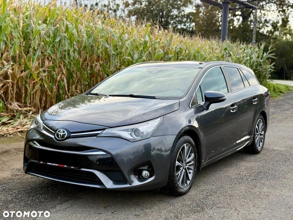 Toyota Avensis 2.0 D-4D Premium - 1