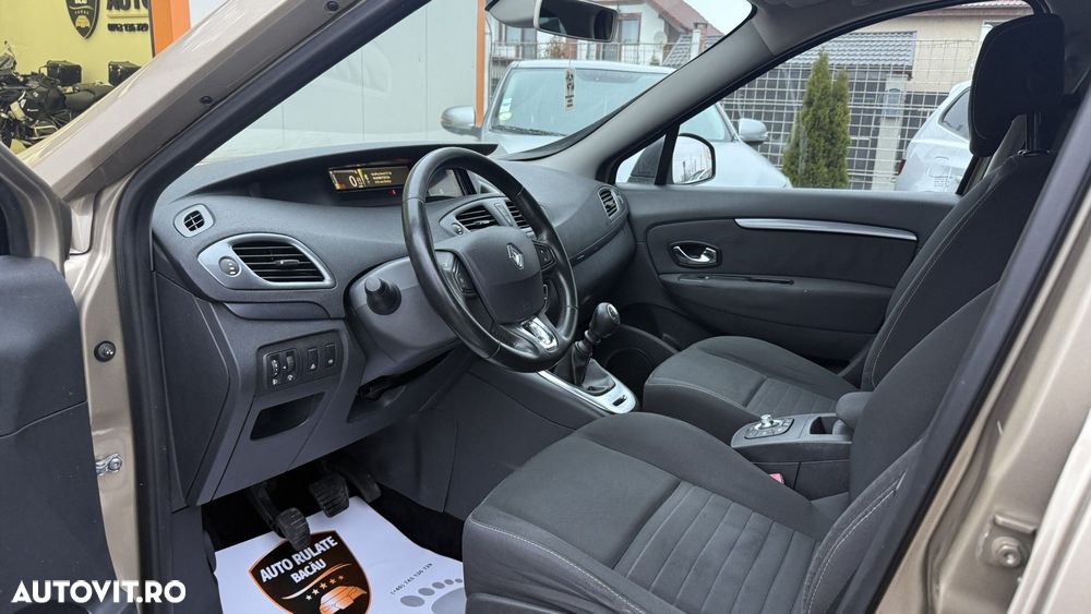 Renault Scenic - 12