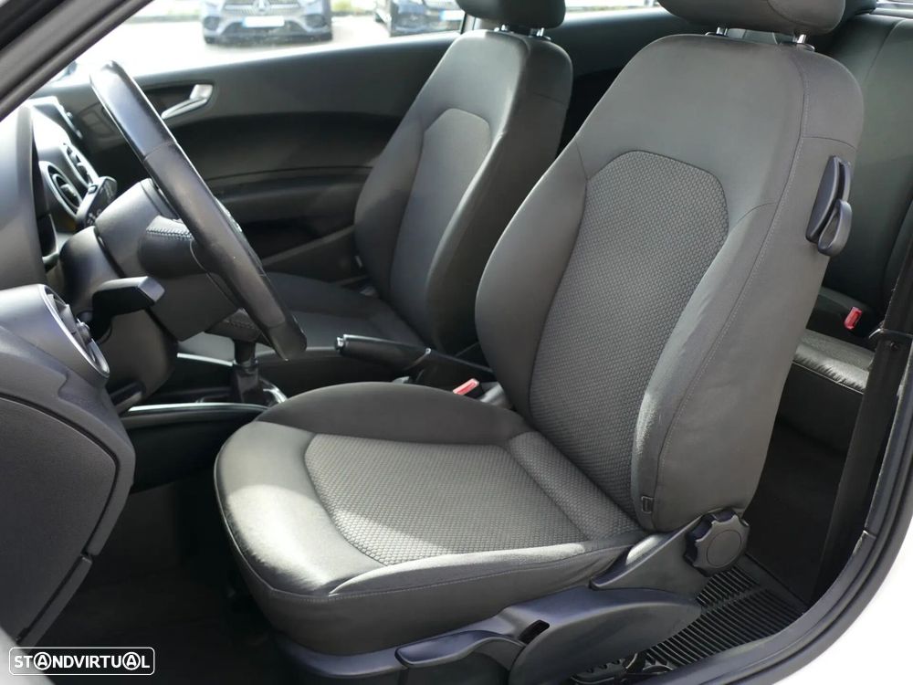 Audi A1 1.6 TDI Advance - 26