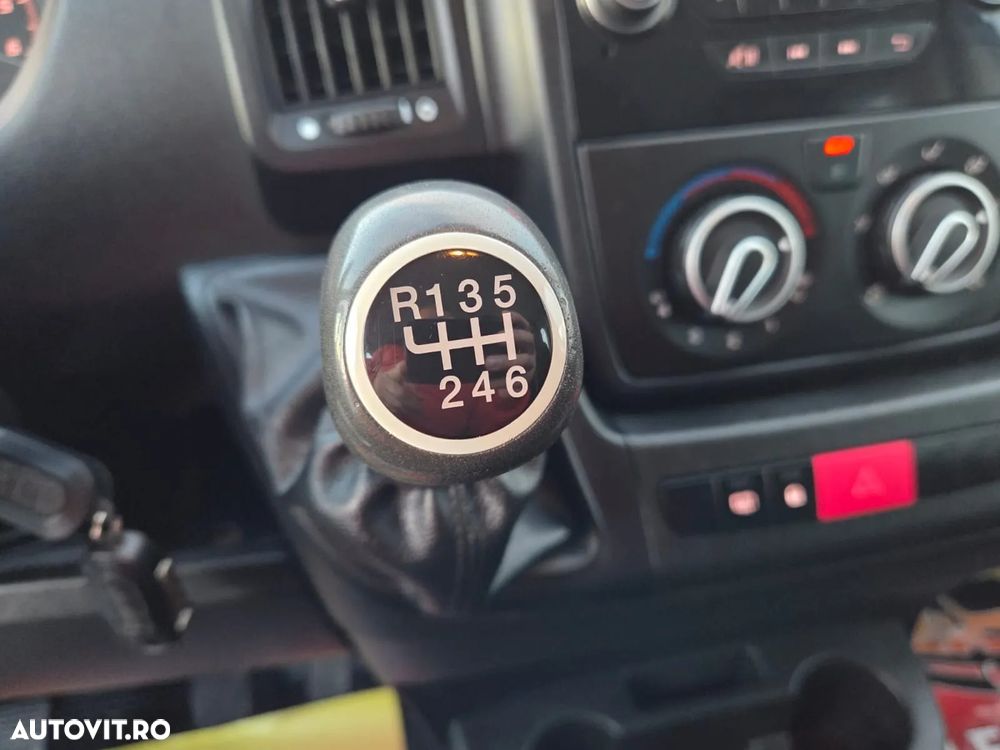 Peugeot Boxer Doka 7locuri+Bena L=2.90m - 27