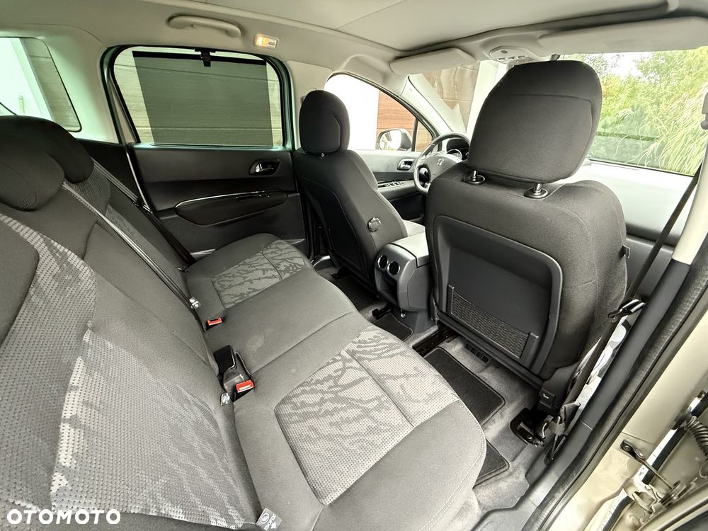 Peugeot 3008 155 THP Active - 23