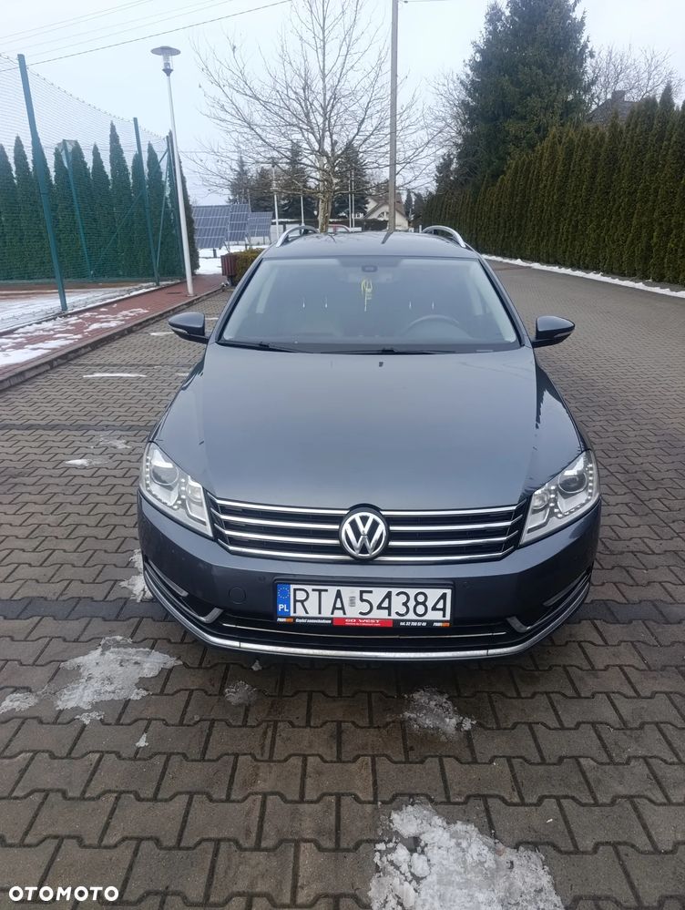 Volkswagen Passat 2.0 TDI Highline - 36
