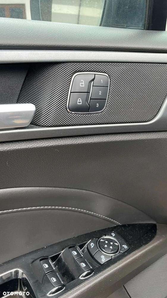 Ford Mondeo 2.0 TDCi Titanium PowerShift - 14