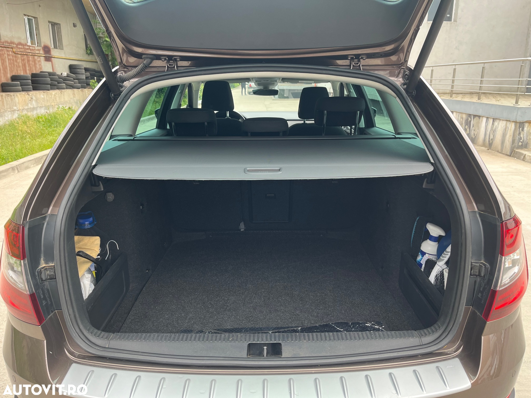 Skoda Octavia 2.0 TDI 4x4 DSG Ambition - 12