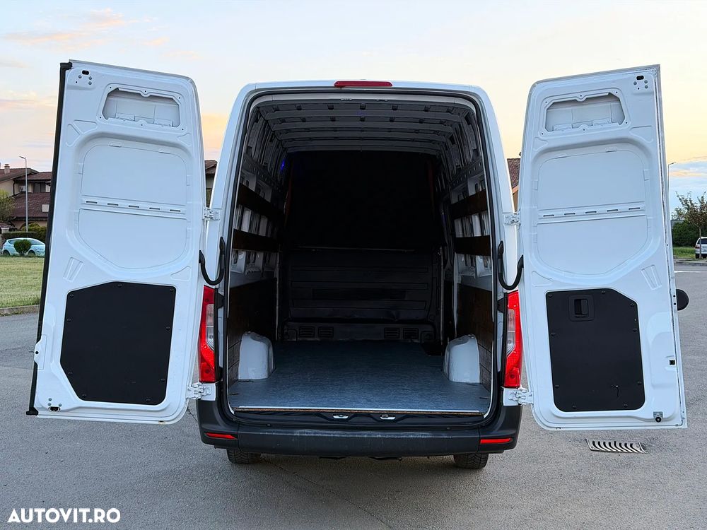 Mercedes-Benz Sprinter Standard HA - 6