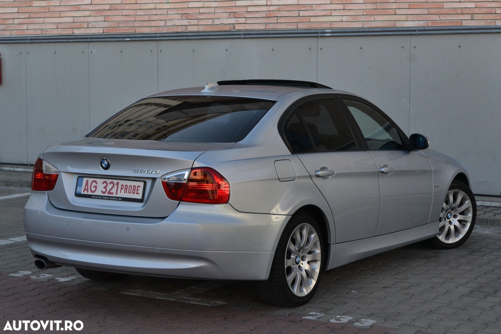 BMW Seria 3 320d DPF Aut. - 11