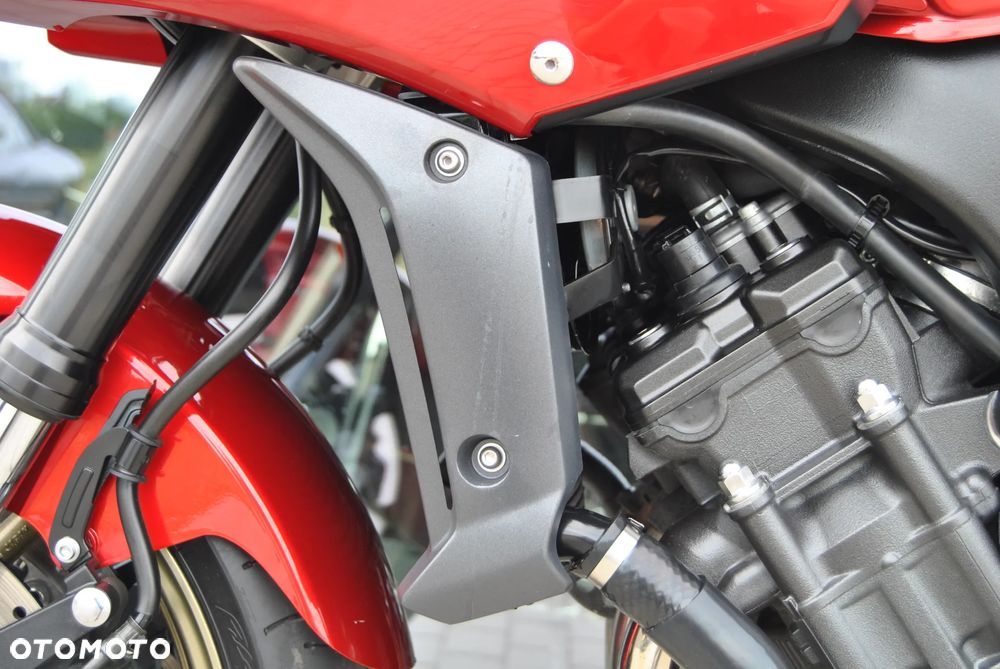Yamaha FZ - 35