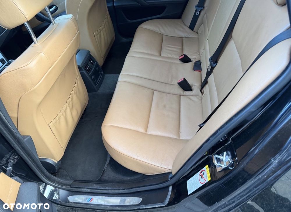 BMW Seria 5 525d Edition Sport - 8
