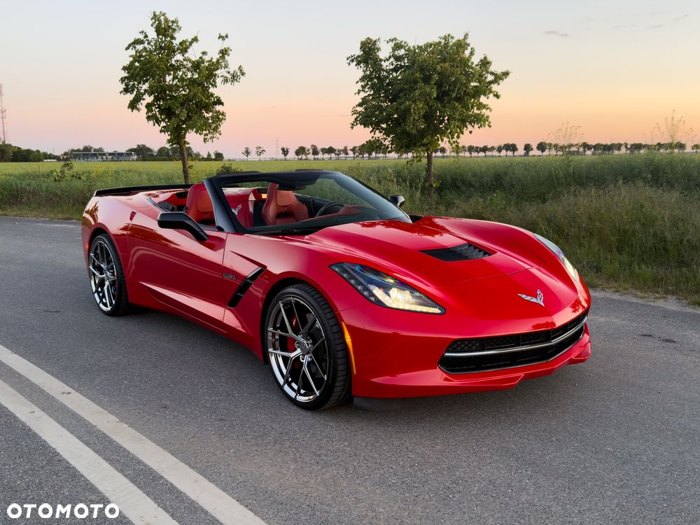 Chevrolet Corvette - 29