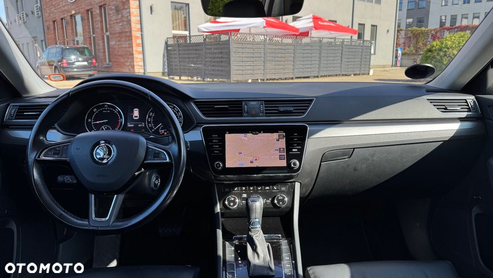 Skoda Superb 2.0 TDI DSG Style - 35