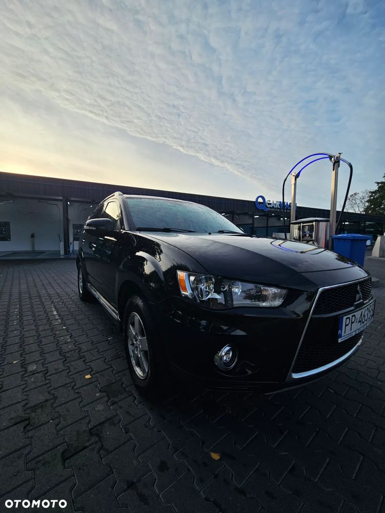 Mitsubishi Outlander 2.0 Intense + NAVI 2WD EU5 - 1