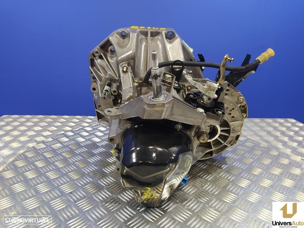 CAIXA VELOCIDADES RENAULT CLIO III 2006 -JH3172 - 2