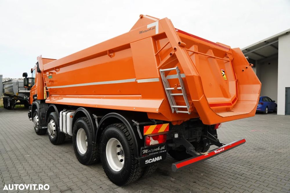 Scania P 410 / 8x4 / BASCULATOR SPATE / JANTE DIN ALIAJ / ANVELOPE 100% / MANUALĂ / - 11
