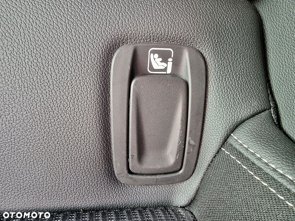 Opel Insignia 1.5 - 11