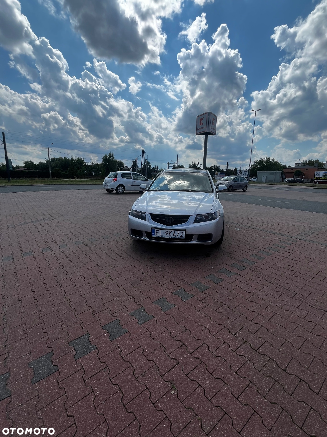 Honda Accord - 2