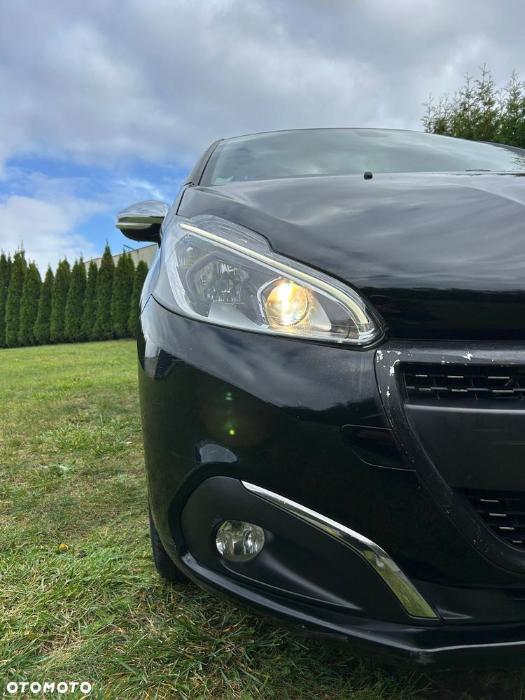 Peugeot 208 PureTech 110 Stop & Start Allure - 22