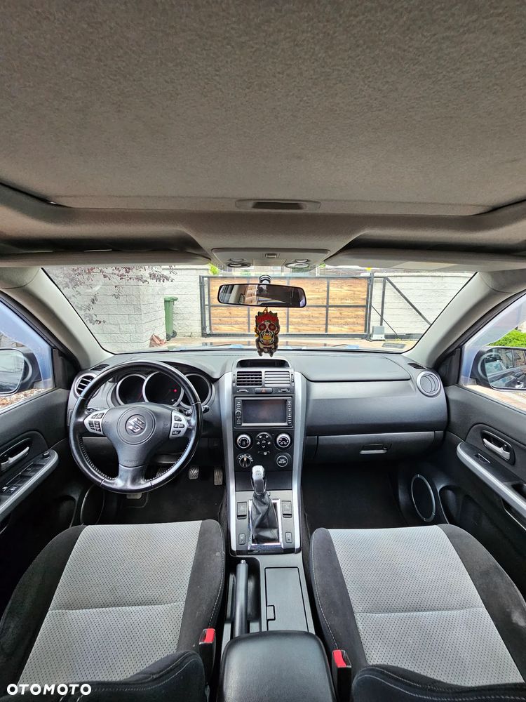 Suzuki Grand Vitara 1.9 DDiS - 8