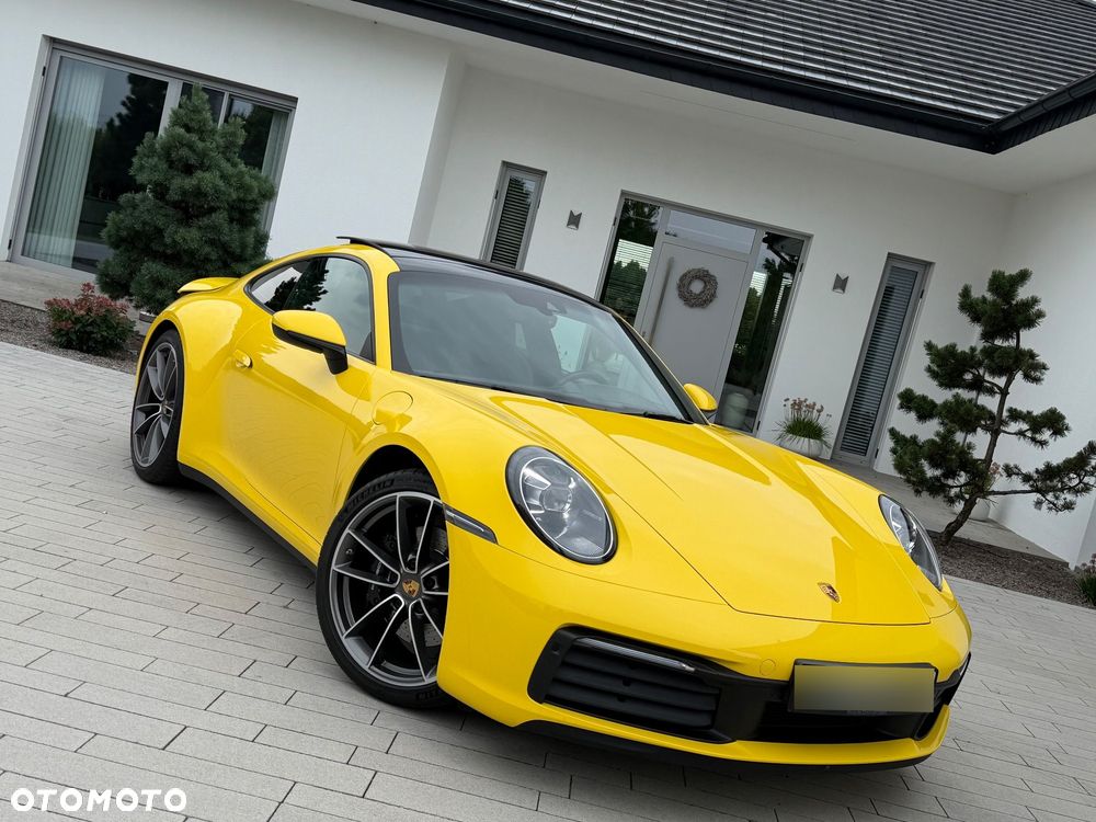 Porsche 911 Carrera S - 2