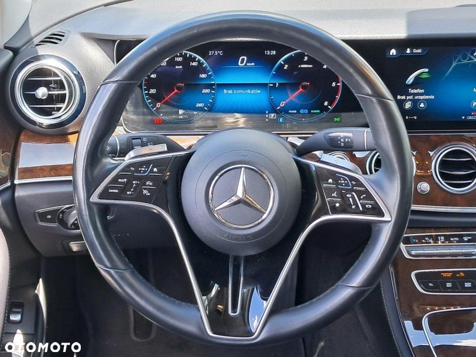 Mercedes-Benz Klasa E - 21