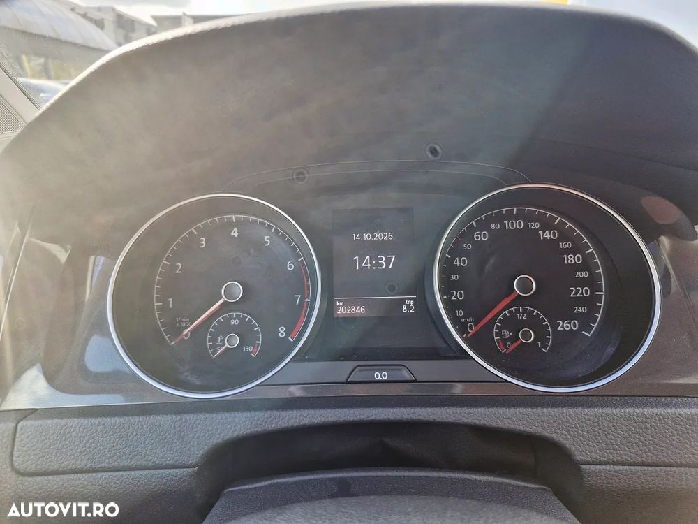 VOLKSWAGEN Golf 2018 — imagine 6