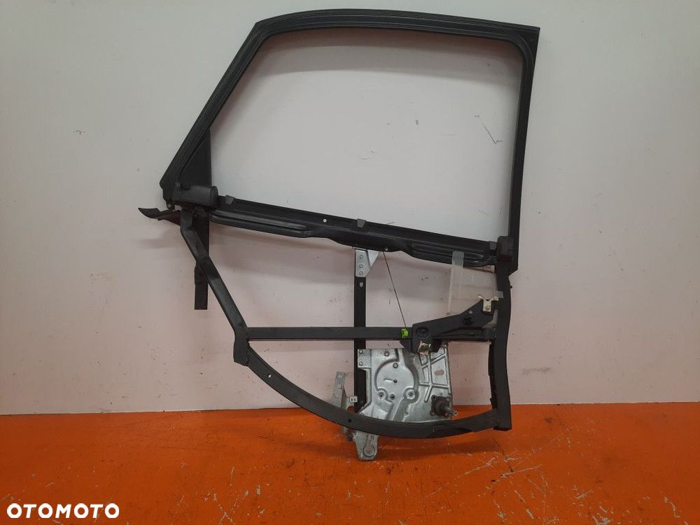 AUDI A4 B5 RAMKA DRZWI TYŁ LEWY  LZ5K - 2