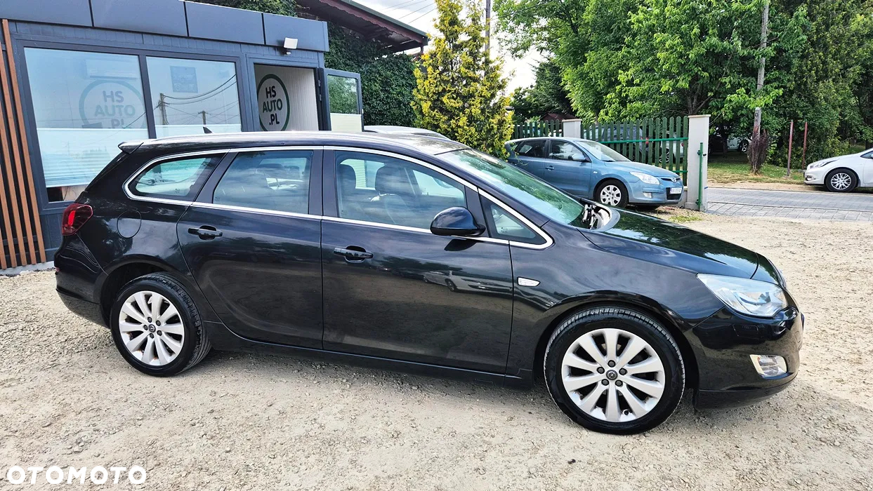 Opel Astra IV 1.4 T Cosmo - 10