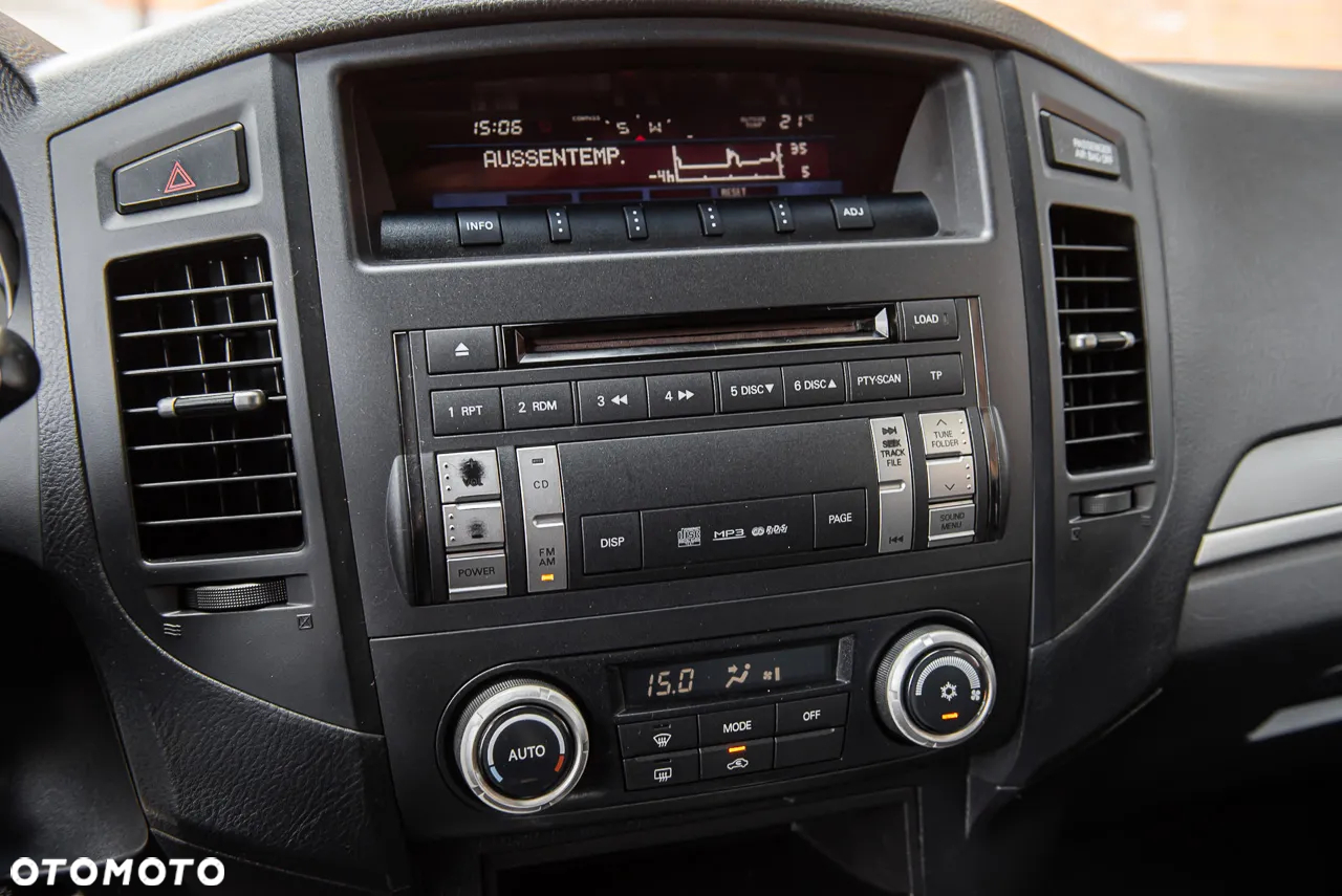 Mitsubishi Pajero 3.2 DID Intense - 23