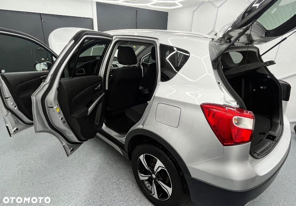 Suzuki SX4 S-Cross 1.6 Premium 4WD - 34